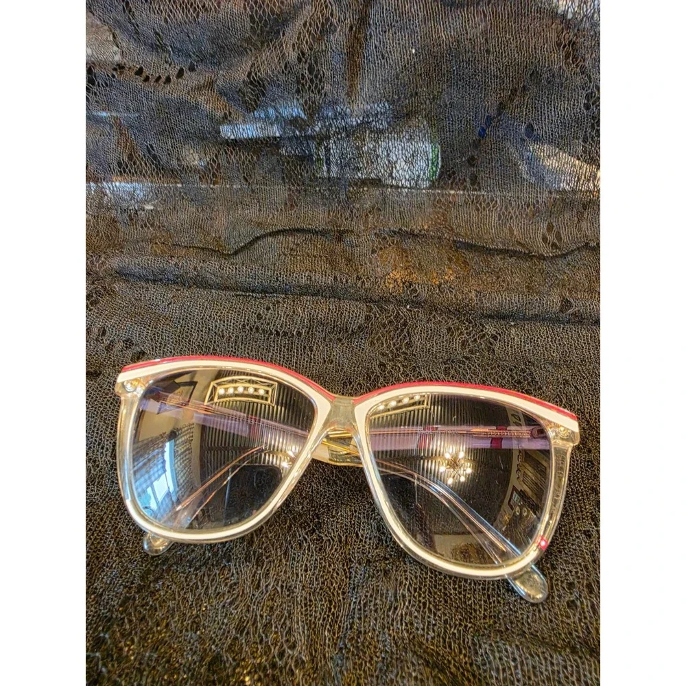 RARE Vintage Divina N 66 Cat Eye Sunglasses Made in Italy Clear White Red Stripe